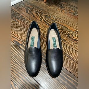 Easy Spirit Navy Loafers